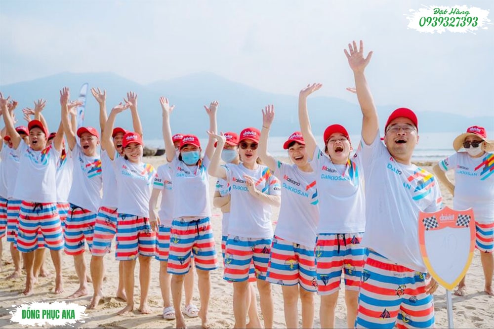 đồng phục team đi biển, áo đồng phục đi biển, áo phông nhóm đi biển, áo thun nhóm đi biển, áo thun đồng phục đi biển, áo phông đồng phục đi biển, áo phông nhóm đi biển, áo thun đi biển cho nhóm, mẫu áo phông đồng phục đi biển, áo đồng phục nhóm đi biển